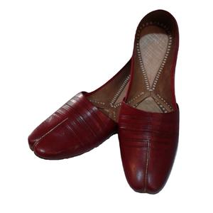 Chaussures Khussa pour hommes en cuir noir teinté avec broderie dorée, dernier modèle, toutes tailles disponibles / Vente flash, couleur unie avec votre design - Product Image 3