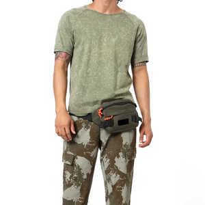 T-shirt pour homme en coton 100% vert olive, manches courtes, effet délavé, couleur unie, col rond, jersey tricoté respirant, coupe classique - Product Image 1