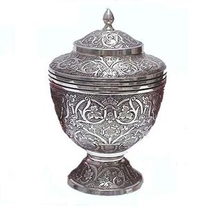 Urnas de cremación para adultos de latón de cúpula superior de alta calidad con grabado completo, urnas funerarias de Metal con acabado dorado y negro para cenizas humanas - Product Image 6