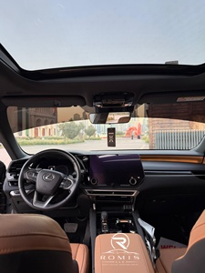 SUV Lexus - Product Image 3
