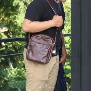 Stylish Real Cowhide Leather <b>Shoulder</b> <b>Bag</b> for <b>Men</b> Premium Quality Rugged Classic Design Spacious Handmade From Indonesia - Product Image 6