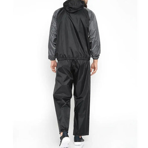 Vêtements de sport de plein air imperméables personnalisés de haute qualité coupe-vent réfléchissant piste veste et pantalon en nylon ensemble survêtement unisexe - Product Image 3
