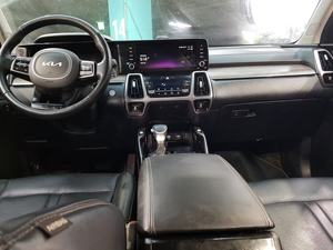 KIA SORENTO 2022, Crossover de Tres Filas, Construcción de Calidad Confiable, Capacidad en Carretera de Confianza, Diseño Interior Espacioso e Inteligente - Product Image 5