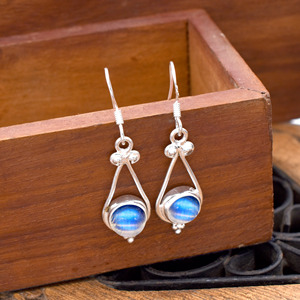 Pendientes Colgantes de Plata de Ley 925 Hechos a Mano con Cabujón Redondo de Piedra Lunar Arcoíris Natural, Geométricos en Forma de Lágrima, con Gema - Product Image 1