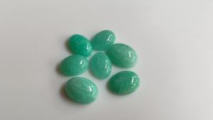 หินอัญมณีอเมซอนธรรมชาติหลังแบนขนาด7x9มม. แอมะซอไนต์ทรงรีรูปวงรีหลวมแอมะซอไนต์สำหรับทำเครื่องประดับ - Product Image 3