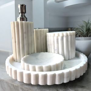 Juego de Baño de Diseño Moderno y Material de Primera Calidad, Accesorios de Baño, Calidad Inigualable, Venta al Por Mayor del Mejor Proveedor de la India - Product Image 1