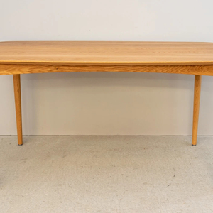 Ensemble de table à manger en bois massif de forme ovale moderne, finition de couleur naturelle, solide et durable pour la maison, appartement, villa, meubles de salle à manger - Product Image 1