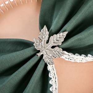 Juego de Anillos para Servilletas de Latón Puro de Estilo Clásico con Diseño de Hoja de Arce y Flor para Decoración de Mesa de Fiesta Navideña, Juego de 6 - Product Image 4