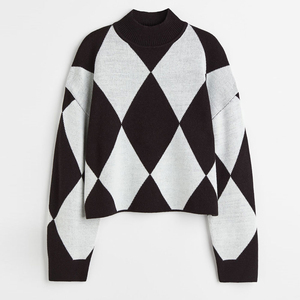 Pull-over pour femmes avec texture douce en tricot Pull à col roulé surdimensionné pour femmes Pull classique pour femmes de coupe confortable - Product Image 6