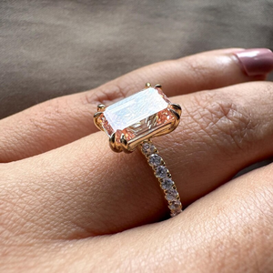 Bague IGI en or 14 carats à double broche allongée pour femme 1ct fantaisie rose intense taille émeraude laboratoire diamant Solitaire Accent - Product Image 3