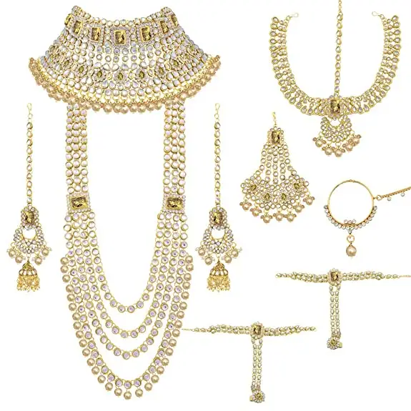 Ensemble de bijoux de mariée ethnique indien plaqué or Kundan Dulhan avec boucles d'oreilles ras du cou Maang Tikka Hathphool pour