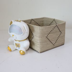 ตะกร้าเก็บของทรงสี่เหลี่ยมทำจากหญ้าทะเล หรูหรา เป็นมิตรกับสิ่งแวดล้อม - โซลูชันการจัดเก็บของใช้ในบ้านอเนกประสงค์ - Product Image 4