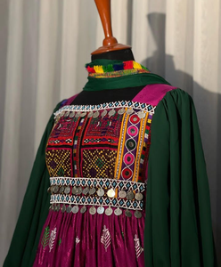 Vestidos Kuchi bordados Charma únicos de la mejor calidad para eventos especiales y fiestas 2024 - Product Image 2