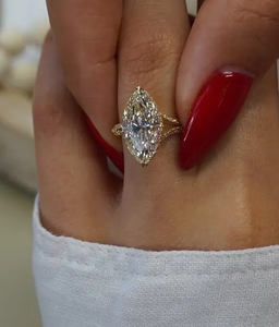 Bague en diamant Marquise Moissanite blanche Bague de fiançailles 3.00 ct - Product Image 1