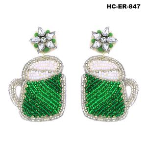 Pendientes de cuentas intrincados accesorio decorativo con cuentas de vidrio vibrantes creadas para mujeres para celebrar el Día del maestro - Product Image 2