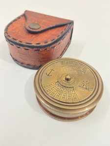 Boussole en laiton Robert Frost poème gravé en laiton Style Vintage avec ancre boussole étui en cuir cadeau de noël - Product Image 4