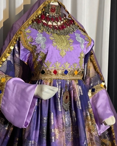 Robe de fête et de mariage afghan en velours afghan fait à la main traditionnel brodé pour femmes robe tribale taille personnalisée robes pour femmes à vendre 106 - Product Image 3