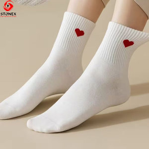 Chaussettes de sport à logo personnalisé les plus vendues, longueur mi-mollet, de haute qualité, séchage rapide, respirantes, décontractées pour l'automne, en élasthanne/coton - Product Image 1