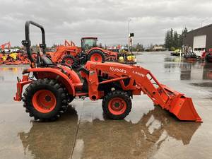 Tractor Kubota L3302HST 2023: Potencia Compacta, Eficiencia y Rendimiento Versátil - Product Image 4