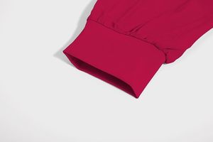 Trendy Slim Fit Men Scrub Set con tela transpirable y resistente a las arrugas para el uso médico diario - Product Image 5