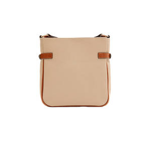 Bolso Flotante con Ribete de Visón - Elegante Accesorio de Moda - Product Image 4