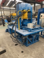 Machine automatique de fabrication de briques de construction en argile, ciment, béton et plastique recyclé pour la construction