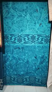 Alfombra Adiva para Oración, Diseño Floral Moderno, Tejida, de Pelo Alto, con Base Acolchada de Yute, Fabricada en Gaziantep, Poliéster para el Hogar - Product Image 4