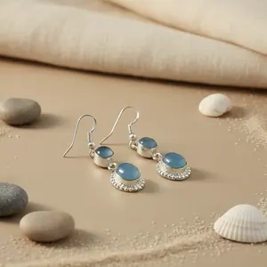 ต่างหูเงิน 925 ประดับด้วยหินคาลเซโดนีสีน้ำเงินสำหรับผู้หญิง ของขวัญแฟชั่นที่มีสไตล์ - Product Image 1