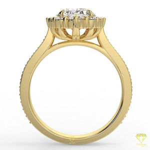 Bague ovale de Lab Grown avec halo et bande pavée, parfaite pour les fiançailles ou les mariages, offrant un éclat et une élégance intemporels - Product Image 3