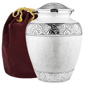 100% Urna funeraria para adultos hecha a mano Urna de cremación Urna de latón macizo para cenizas humanas - Product Image 4