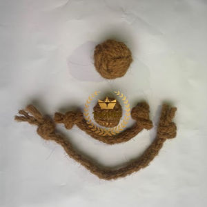 Corde à mâcher d'usine de cosse de noix de coco/corde à mâcher de noix de coco naturelle pour animaux de compagnie-boule à mâcher pour chien du Vietnam - Product Image 1