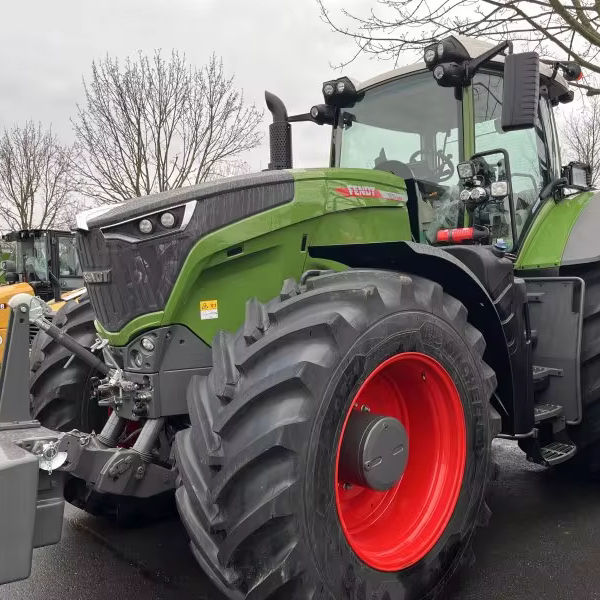 Kibri H0 15003 FENDT Vario mit SCHMIDT Schneefräse - Meli´s Lokschuppen