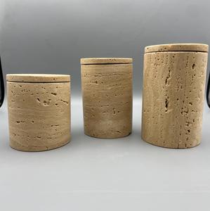 โถหินอ่อนธรรมชาติทรงกลมฝาปิดเรียบหรู ให้พื้นผิวธรรมชาติ ทนทาน และมีเสน่ห์ในการตกแต่งบ้านอย่างมีระดับ - Product Image 1