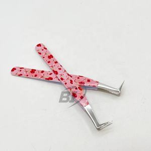 Pinzas para Pestañas de Acero Inoxidable con Punta Puntiaguda, Logotipo Grabado Personalizado, Pinzas para Extensión de Pestañas con Diseño de Cereza a 90 Grados - Product Image 2