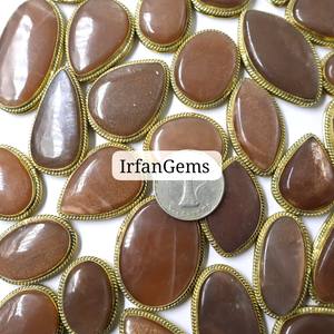 Colgante de Cristal de Cuarzo Melocotón con Ranura de Latón Clásico, Cristal Ranurado de Alta Calidad, Hecho a Mano con Macramé, Gema Unisex para Mujer - Product Image 3