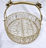 Panier en métal moderne, panier en maille métallique, plateau, plat pour l'emballage et le service de fruits, de bonbons, de cadeaux pour la vente à l'exportation