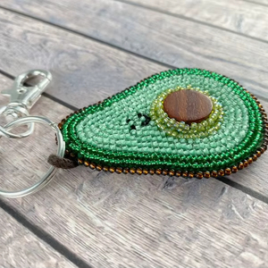 Dijes de Ágata Geoda Rosa Intenso para Manualidades y Joyería, Baño de Oro, con Argolla Individual, Diseño de Cuentas - Product Image 1