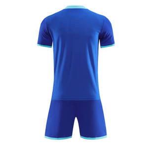 Dernier design, nouveau style, uniforme de football respirant imprimé, qualité supérieure, 100% polyester, couleurs personnalisées pour la vente en ligne - Product Image 3