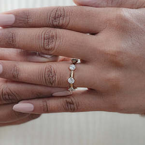 Lujo hecho a mano diseño delicado laboratorio diamante eternidad Alianzas de Boda 18K 14K oro puro personalizable OEM joyería - Product Image 3