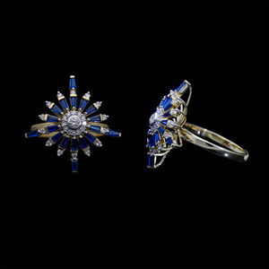 Anillo radiante de oro amarillo de 14 quilates con zafiros azules Baguette y diamantes naturales Centro de bisel de diseño Starburst - Product Image 1