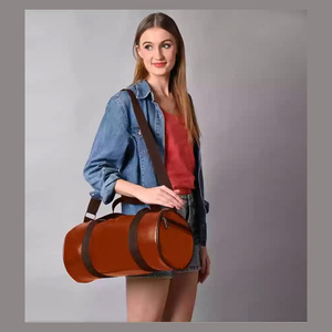 High Quality <b>Large</b> Carry Genuine Leather Gym Sports <b>Bag</b> Custom Weekender Overnight Waterproof Travel <b>Duffel</b> Zipper Closure for - Product Image 6