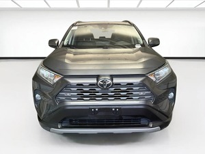 Toyota RAV4 LIMITED 2021 Seminuevo, SUV de 5 Asientos, Faros LED, Interior Oscuro, Aire Acondicionado Automático, Asientos Manuales, Neumáticos R18, Volante a la Izquierda (LHD) - Product Image 1