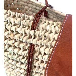 Sac fourre-tout de plage léger de style bohème marocain, couleur unie, fermeture à cordon, pompon, logo personnalisé - Product Image 5