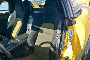 Honda S2000 CR 2008 Usado, ~22,500 Millas, Transmisión Manual de 6 Velocidades, Color Amarillo Perla Rio, Sin Modificar - Product Image 5