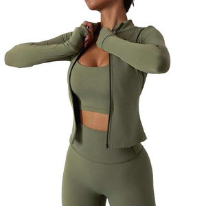 Nouvelle arrivée Ensemble deux pièces 100% coton survêtement court avec capuche Vêtements pour femmes durables Survêtement court pour femmes - Product Image 5