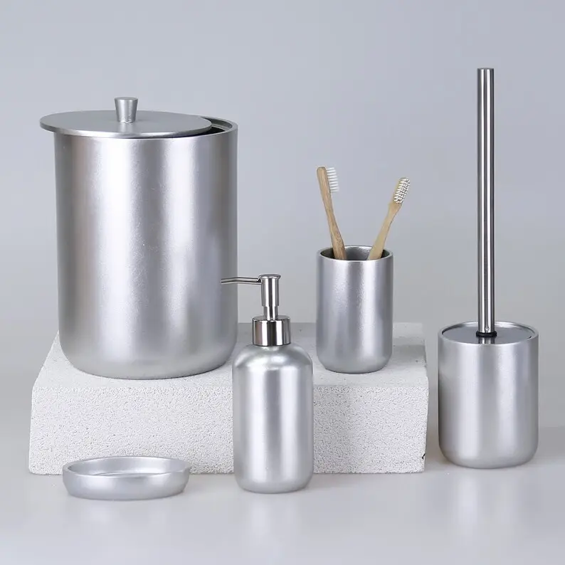 Elegance 5 Pieces Bathroom Set in Silver Color Dustbin Toilet Brush Liquid Soap Dispenser Toothbrush Holder Soap Tray Wholesale
