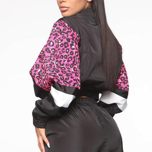 2025 haute qualité personnalisé femmes coupe-vent ensemble court nouveau Design Streetwear coupe-vent survêtement ensemble de shorts - Product Image 3