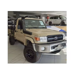 แลนด์ครุยเซอร์ VD779 เครื่องยนต์ดีเซลเทอร์โบ 4 สูบ ยูโร 5 รถกระบะแค็บคู่ เกียร์อัตโนมัติ ขับเคลื่อนล้อหน้า ระบบควบคุมความเร็วอัตโนมัติ  พวงมาลัยขวา เบาะหนัง ล้อแม็ก R19 หลังคาซันรูฟสีเข้ม - Product Image 6