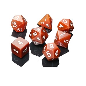 Ensemble de dés en pierre de haute qualité, carnelian rouge, pierres précieuses gravées, pierres naturelles, ensemble de dés personnalisé, dés en cristal viking, grossiste - Product Image 1