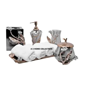 modern luxury metal flower design 5 piece unique style bathroom accessories set For home Hotel decoration